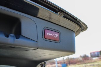 Mercedes-Benz GLC SUV 220d 4MATIC A/T - 20