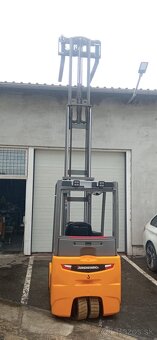 VZV Jungheinrich EFG 215 r.v2016 + NABIJACKA 90A - 20