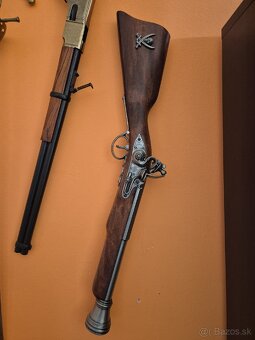 Repliky kresadlovych pištolí - 20
