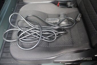 Land Rover Defender 2,4 TDCi 90 kW 110 SW 4x4 - 20