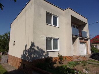 Znížená cena - dvojgeneračný rodinný dom, pozemok 1450 m2, č - 20