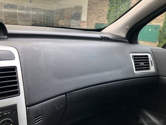 Peugeot 307 SW 1.6 HDI 80 KW, PANORAMA, 7 miest - 20