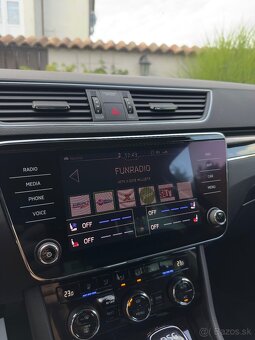 Škoda Superb Combi 2.0 TDI SCR L&K DSG - 20