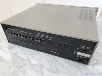 Sampler Akai S950 v perfektnom stave. - 20