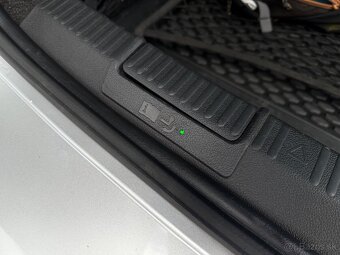 Skoda Superb DSG 4x4 Laurin&Klement - 20