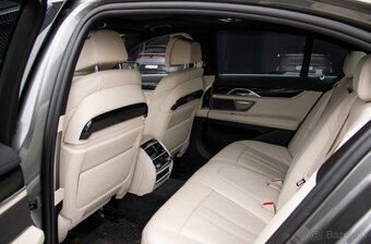 BMW Rad 7 730d xDrive A/T 2018 - 20