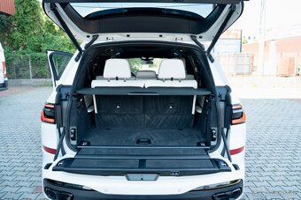 BMW X7 xDrive M60i Individual /7 Miestna - 20