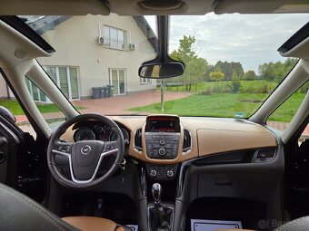 Predám Opel Zafira Tourer 7 MIESTNA VERZIA - 20