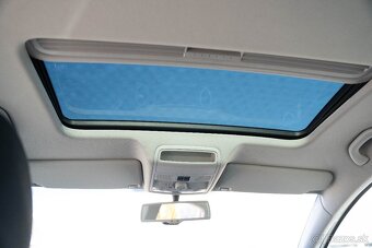 Volkswagen Golf Plus 1.6 TDI Highline - 20