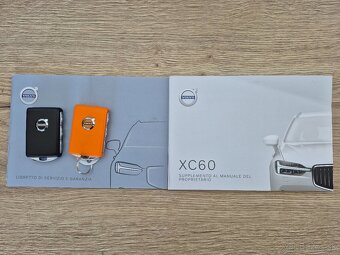 Volvo XC60 B4 Momentum AWD A/T - 20