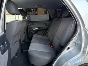 Kia Sportage 2.0 CRDi VGT 4WD LX Slovakia - 20