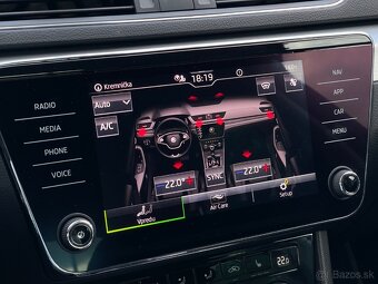 Škoda Superb 2.0 TDI SCR Live DSG - 20