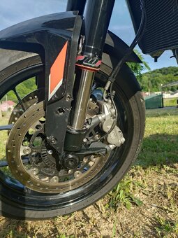 KTM 790 Duke 2023 - 20