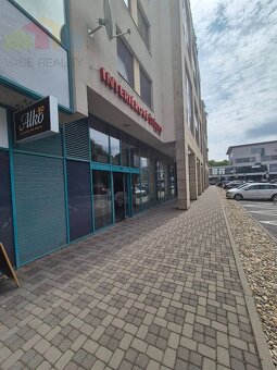 Na predaj obchodný priestor v polyfunkčnej budove, Vajnorská - 20