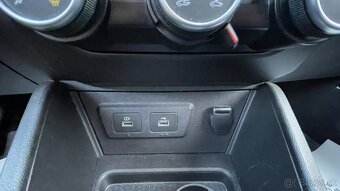 Dacia Duster 1,0 TCe LPG servisná história, nové v SR - 20