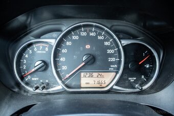 Toyota Yaris 1.33 Dual VVT-i Bi-Tone - 20