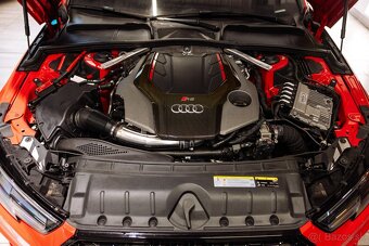 Audi RS4 (B9) 2.9 331 kw - odpočet DPH, carbon-ceramic - 20