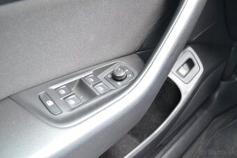 Volkswagen Passat Variant 1.6 TDI BMT DSG - 20