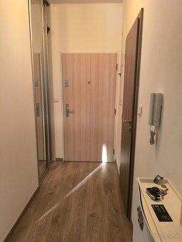 6 ročný moderný štýlový 2 izbový byt 1poschodie - 20