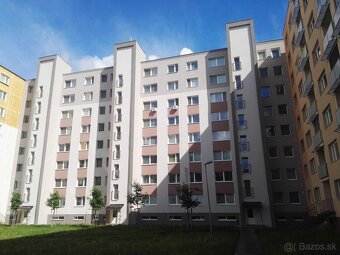 Predám zrekonstruovany 3 izbovy byt - 20