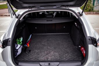 Peugeot 308 SW 1.5BlueHDi 130 Allure EAT8 - 20