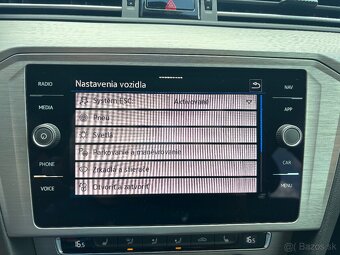 Volkswagen Passat Variant 2.0 TDI EVO Elegance DSG - 20