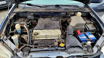 Mitsubishi Outlander  2,4 -118 kw Benzín  4x4 - 20