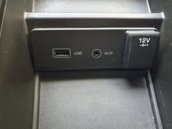 Land Rover Discavery Sport 2.0DSD4 SE AWT AT/9 110KW - 20