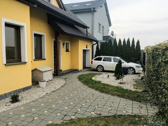 VÝHODNÁ KÚPA - SAMOSTATNÝ RODINNÝ DOM S GARÁŽOU - 20