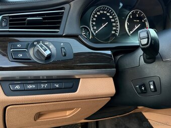 BMW 730d Long 4x masáž, výhrev, ventilácia - 20