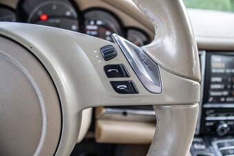 Porsche Panamera 3.0 Diesel Tiptronic S - 20