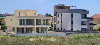 LUXUSNÝ DVOJDOM REZIDENČNÝ KOMPLEX PRIVLAKA - CHORVÁTSKO - 20