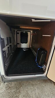 5 míst 205PS IVECO AUTOMAT MOBILVETTA 3.5t obytné tažné 2t - 20