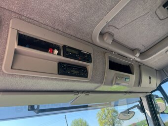 Iveco Stralis 310ps, plato 18t, najeto pouze 244tis. km - 20