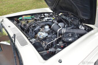 Rolls-Royce Corniche - 20