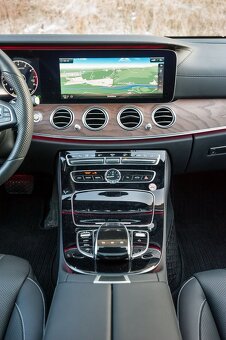 Mercedes-Benz E trieda 400 3.5l 4x4 245kw 2016 full vybava - 20