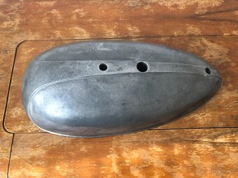 PREDÁM ORIGINÁL DIELY MOTORA JAWA PÉRÁK 250 FJ / KOMUNISTA - 20