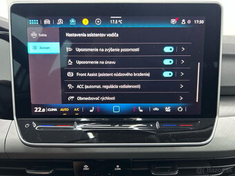 Volkswagen Golf LIVE LED TOP NOVÉ AUTO - 20