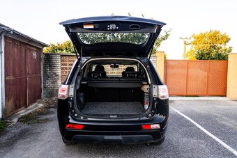 Mitsubishi Outlander Hybrid 2013 - 20