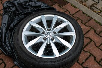 Volkswagen Golf Variant 2.0 TDI BMT 150k Highline - 20