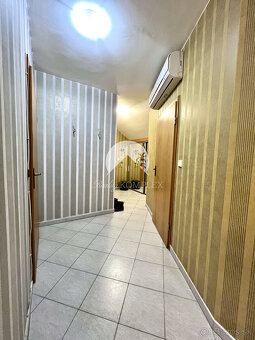 Reality KOMPLEX s.r.o. ponúka na PRENÁJOM veľkometrážny 3 iz - 20