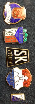 odznaky - šport, armáda, auto moto, spolky a iné - 20