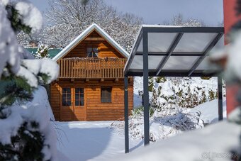 Dom s bazénom, dvojgarážou, veľkou terasou pri Žiline - 20