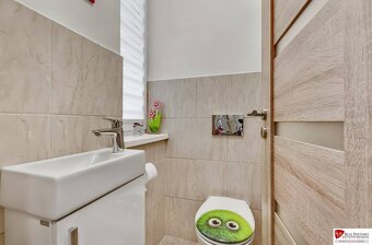 REB.sk Predaj 4 izbový dom.100 m2, pozemok 208 m2, Štúrova u - 20