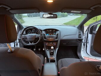 Ford Focus 1.5 EcoBoost ST-Line - 20