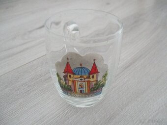 sadu troch starožitných sklenených pohárov - 20