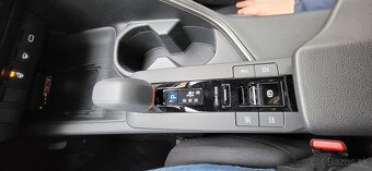 Toyota C-HR 2.0-l-VVT-i Hybrid - plug-in - 20