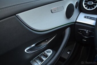 Mercedes-Benz E trieda Kupé 300d - 20