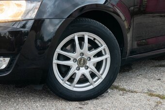 2013 Škoda Octavia Combi 2.0 TDI DSG | výhrevy Lane Assist - 20