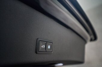Audi e-tron 55 300kW S-line DigiLED Matrix NightV Pano Tažné - 20